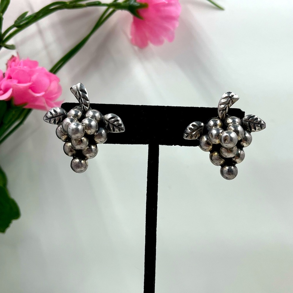 925 Sterling Silver Mexico Signed Grape Bunch Screw Back Earrings